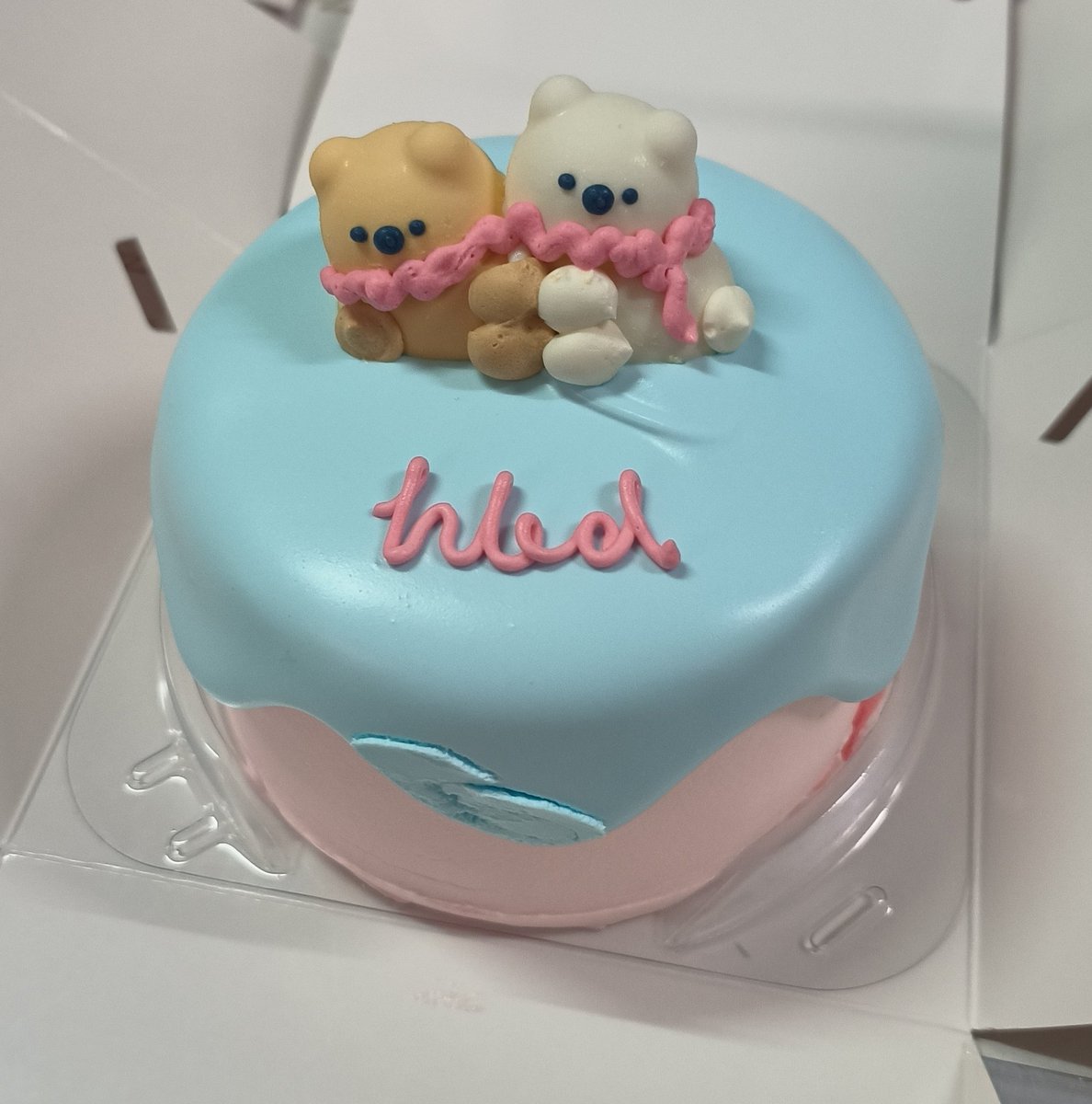 Bunnieskisses 🐰👑 | Vtuber/Vgen Comm 24/7 tweet media