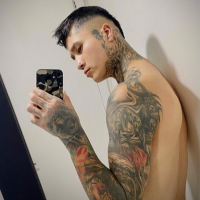 Bienvenidos a mi perfil, síganme que se vienen cosas rikas 🥵
🔥🔥🔥 #chilanguiitomx 🔥🔥🔥 
#boyscdmx #chakalcdmx
