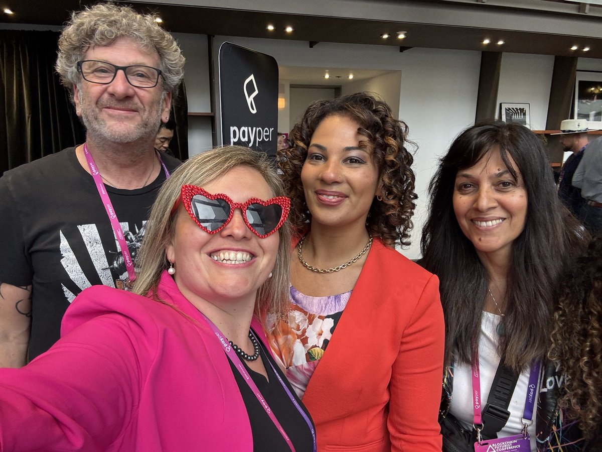 WomanBlockchain's tweet image. It’s always amazing to see @AminaMotala_ and I got to meet @LauraScarlettM! Thank you @untraceableinc for another great event!