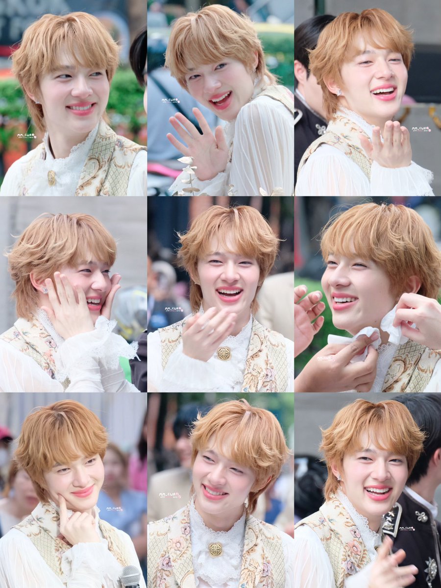 mm_cwr's tweet photo. Link: 🔗 https://t.co/pCpOI0vgcG

บัสกิ้งครั้งแรกที่ยัยน้องเหมียวคณินทร์มานน่ารักกว่าใครทั้งหมดในสยาม 🤲🏻🥹🎀✨💓

250511 ⋆｡𖦹◝✩˻˳˯ₑ♡ﾞ@CwrNew 🐈
  #NuNew #NanaNu ɞ°‧｡⋆𓍢ִ໋🌷͙֒   
‧₊˚✿. #1stTheNextPrinceBusking .⁺◟✿

 ʚ  #mmsnap_Gallery🌻  ɞ https://t.co/9kXIoQdQg0