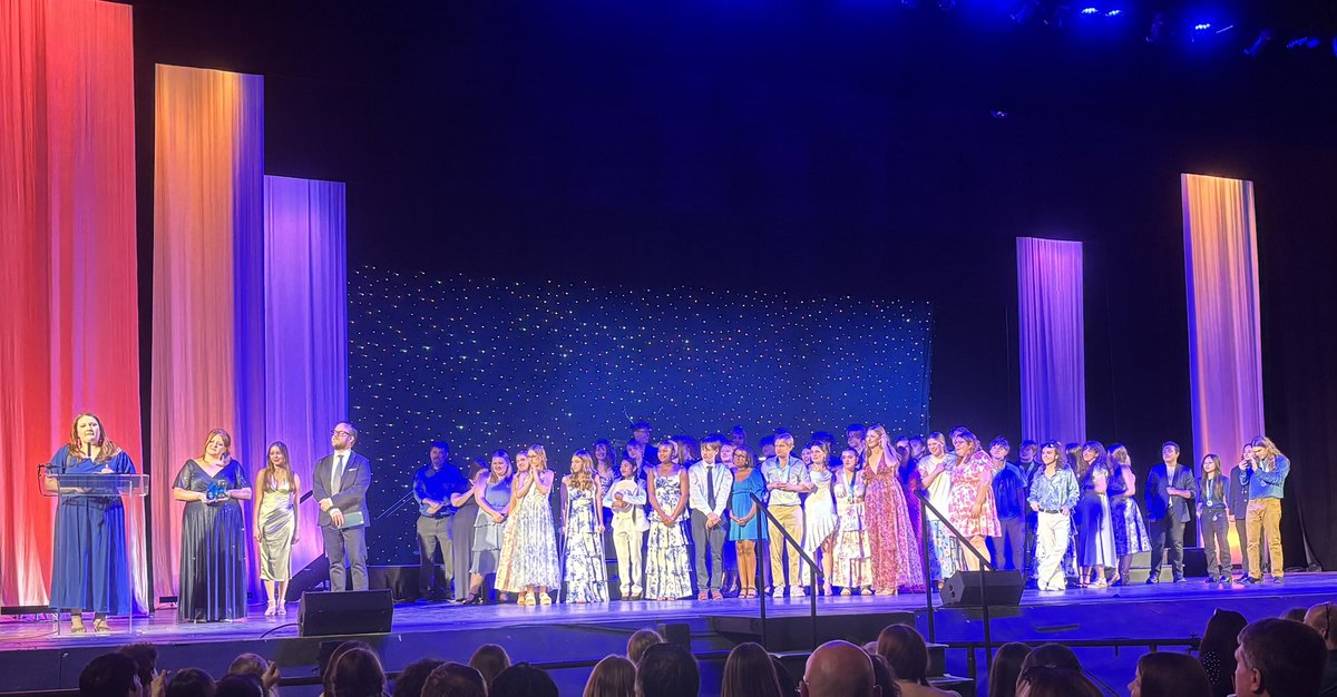 CONGRATS <a href="/pchs_theatre/">PCHS Theatre</a> ON WINNING THE <a href="/KCStarlight/">Starlight</a> BLUE STAR AWARD FOR BEST MUSICAL!!! What a tremendous honor for our extremely talented students and staff! #pcr3proud