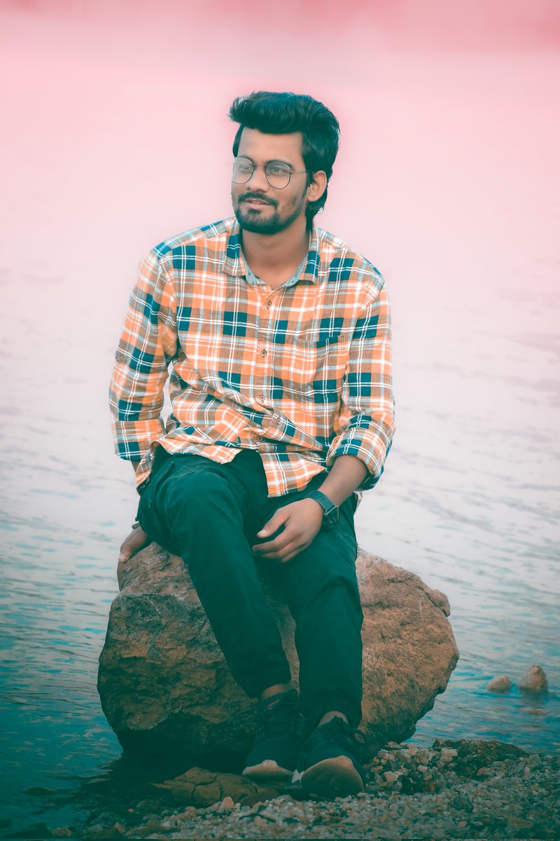oii_chiku's tweet image. তুমি চাইলে শহরজুড়ে কৃষ্ণচূড়া খুঁজবো, 🌼
তোমার অপেক্ষায় না হয় গ্রীষ্মের রোদেই পুড়বো .!🍃
📷: অভি দা..
#nature  #photooftheday  #photographytutorial  #photoshopwork  #picoftheday