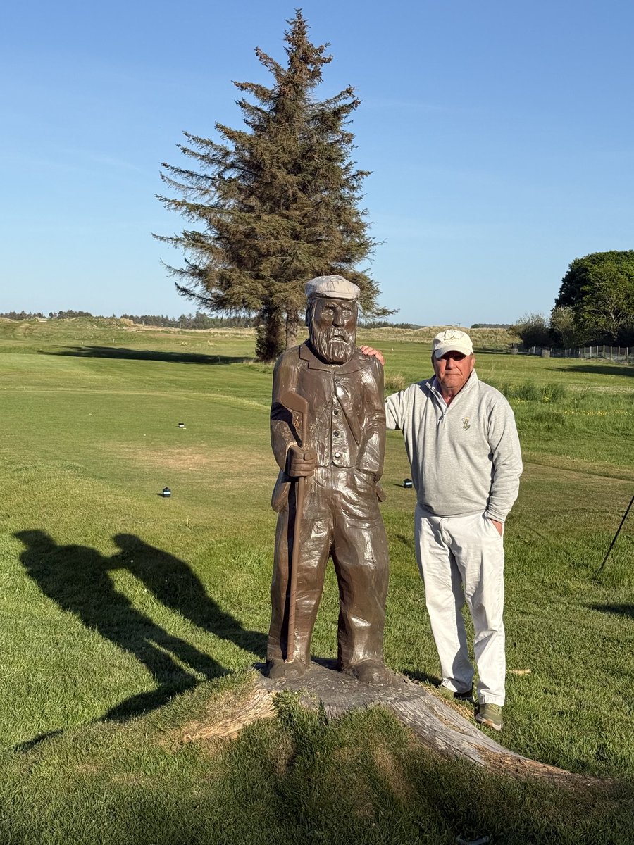 srjense (@srjense) on Twitter photo A brief chat with Old Tom at Tain. Glorious day! A brief chat with Old Tom at Tain. Glorious day!