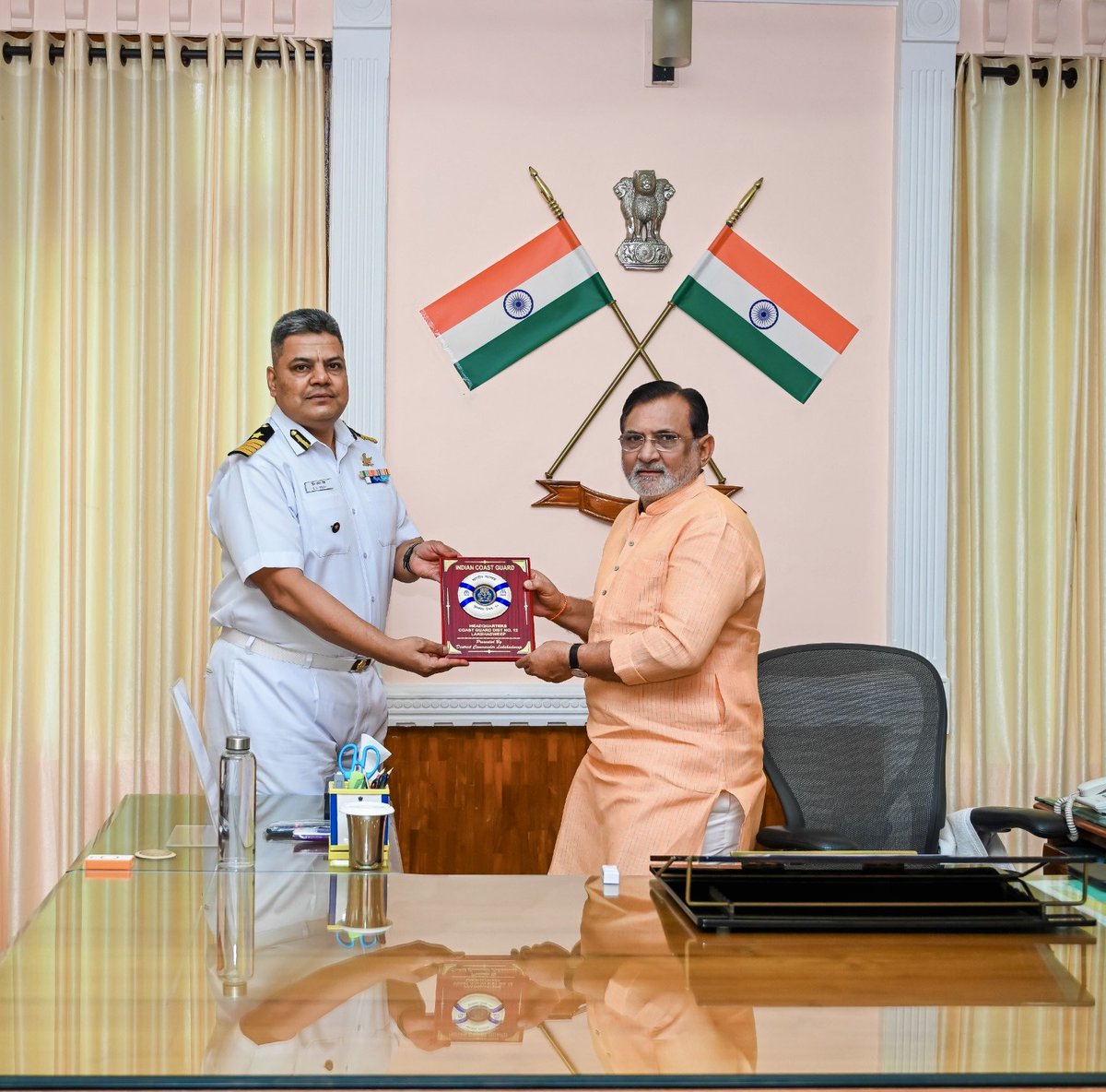 prafulkpatel's tweet image. Had a cordial meeting with Commandant Shiv Sankar Singh, District Commander of Coast Guard at Kavaratti, Lakshadweep. In this meeting, discussed some important matters related to strengthening coast guard and coastal security.