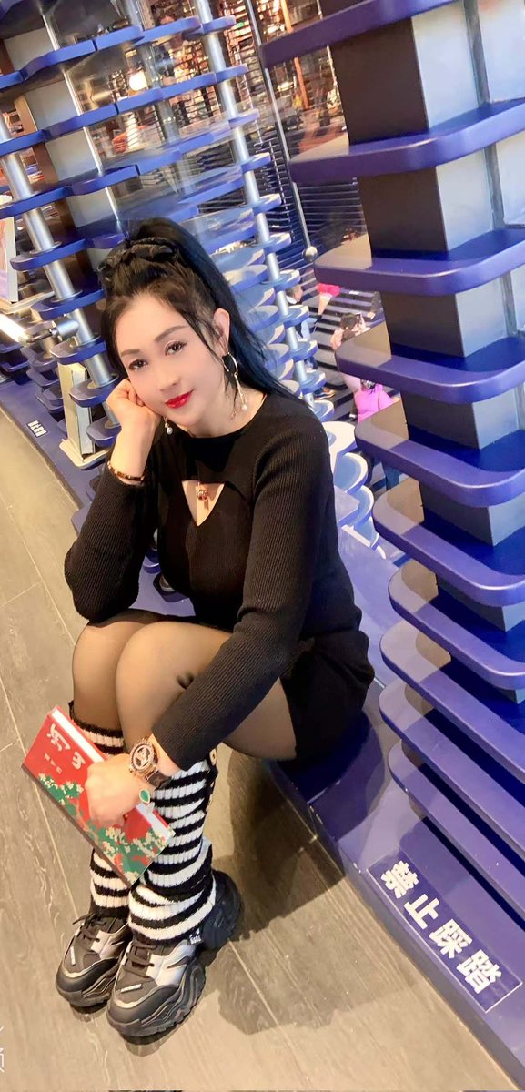 caoni0081's tweet photo. 骚货熟女姐姐就喜欢被射脸，又要投稿希望哥哥们合照射屏，有能力的小哥哥们满足一下这个反差骚货吧 ，老公绿帽男，可以和老公同操骚母狗，也可单约单操坐标022 #合照 #合照返图 #合照人妻 #合照骚货 #射屏返图 #射屏 #射屏人妻 #射屏骚货 #人妻熟女 #反差婊 #反差人妻 #���差熟女 #骚货人妻 #骚货母狗 https://t.co/IHElPZVCfl