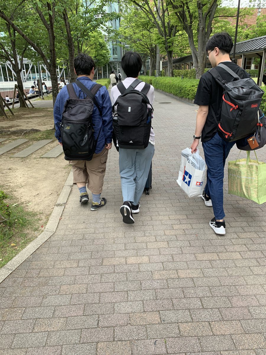 KUModellersClub's tweet image. 静ホビ先発組出発！
#今日の模型同好会