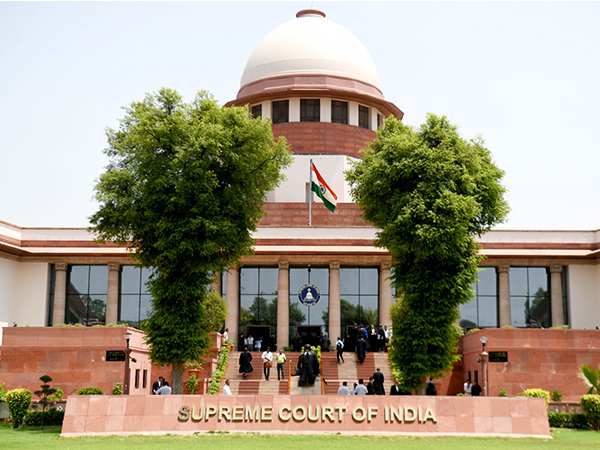ani_digital's tweet photo. Presidential reference on SC's timeline for bill assent sparks a legal debate

Read @ANI Story | https://t.co/xTiU7ctWHi

 #SupremeCourt #Presidentassent #Legal https://t.co/XMFkFZzg4j