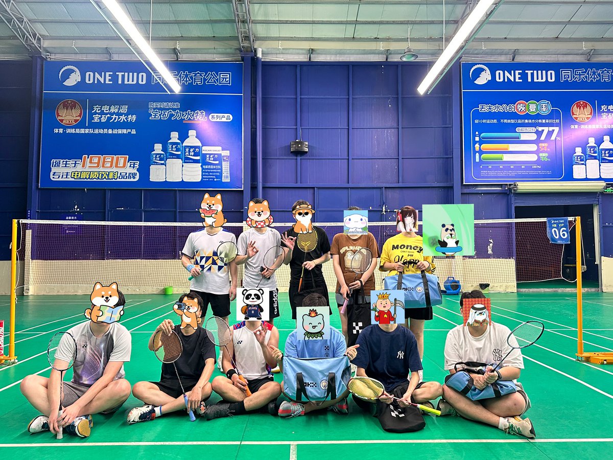 Pandachen007's tweet photo. 昨晚组织的“深圳队”��毛球🏸运动
意外被Okx抽中要出羽毛球拍了😂

@btc_cai @pandaBA007 @Alieneth99 @web3Dc888 @helptutu @EnHeng456 

发现币圈的朋友们大多都缺少运动
以后会多多组织运动出汗类活动
喜欢打球的朋友可以一起加入“深圳队”

@okxchinese @timdiving6701 https://t.co/Ki7Jjj5O41