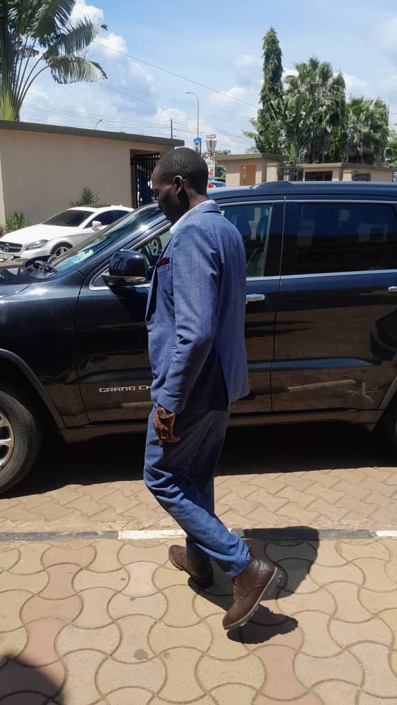 If you can't wake up and run the day, then the day will run you.
#Ugandaforusall#