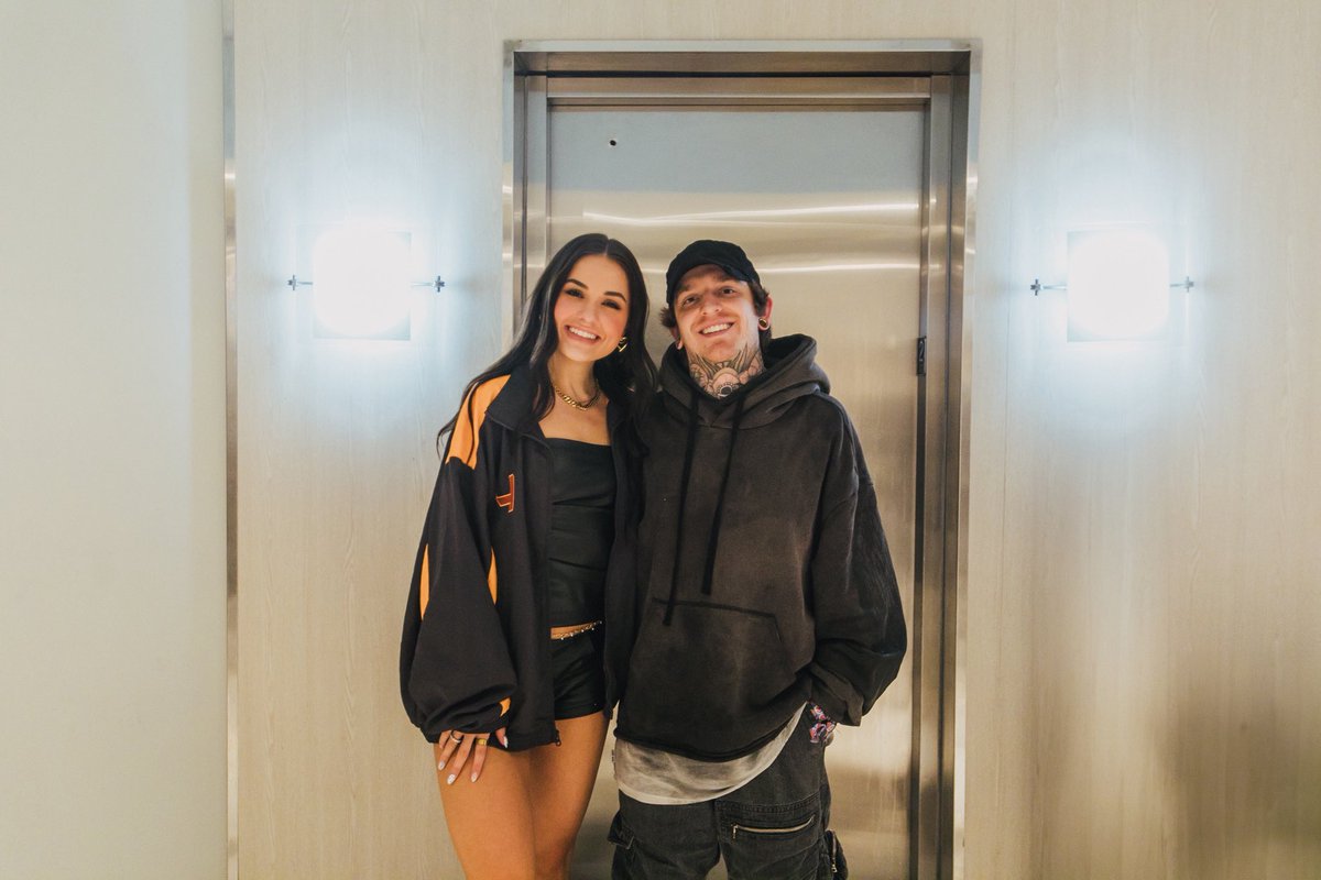 How To Say Goodbye with Jessica Baio is out rn! Hope ya love it 💙