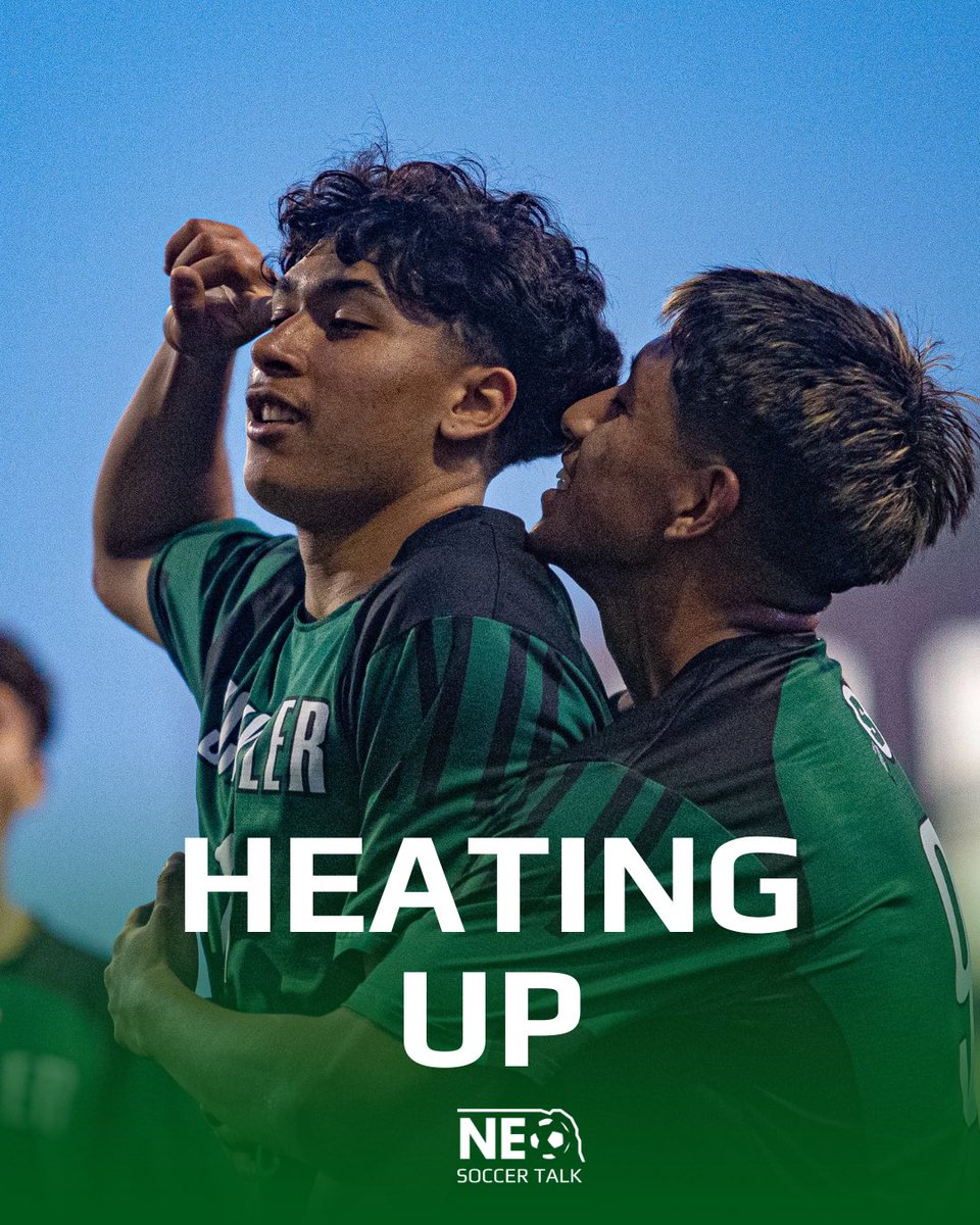 𝗛𝗘𝗔𝗧𝗜𝗡𝗚 𝗨𝗣

(3) Schuyler fired on all cylinders against (6) Crete as they ran out 8-2 winners. They move on to an electric semi-final matchup with Hastings

#nebprepsoccer