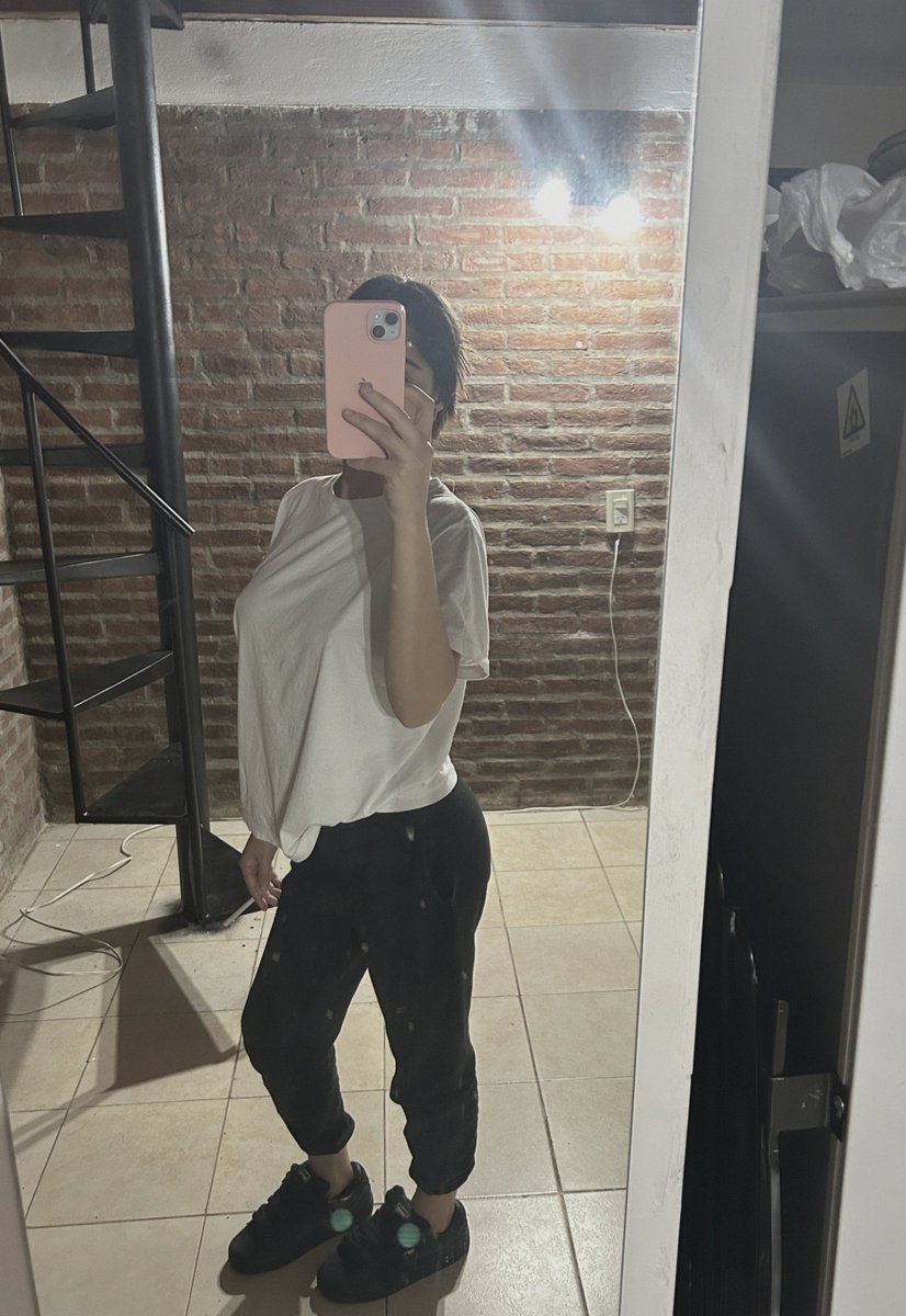 wwhispersfaithh's tweet image. Tell me your type, I’ll tell you if you’re lying.
#TypeCheck 
#Vermontlatenight