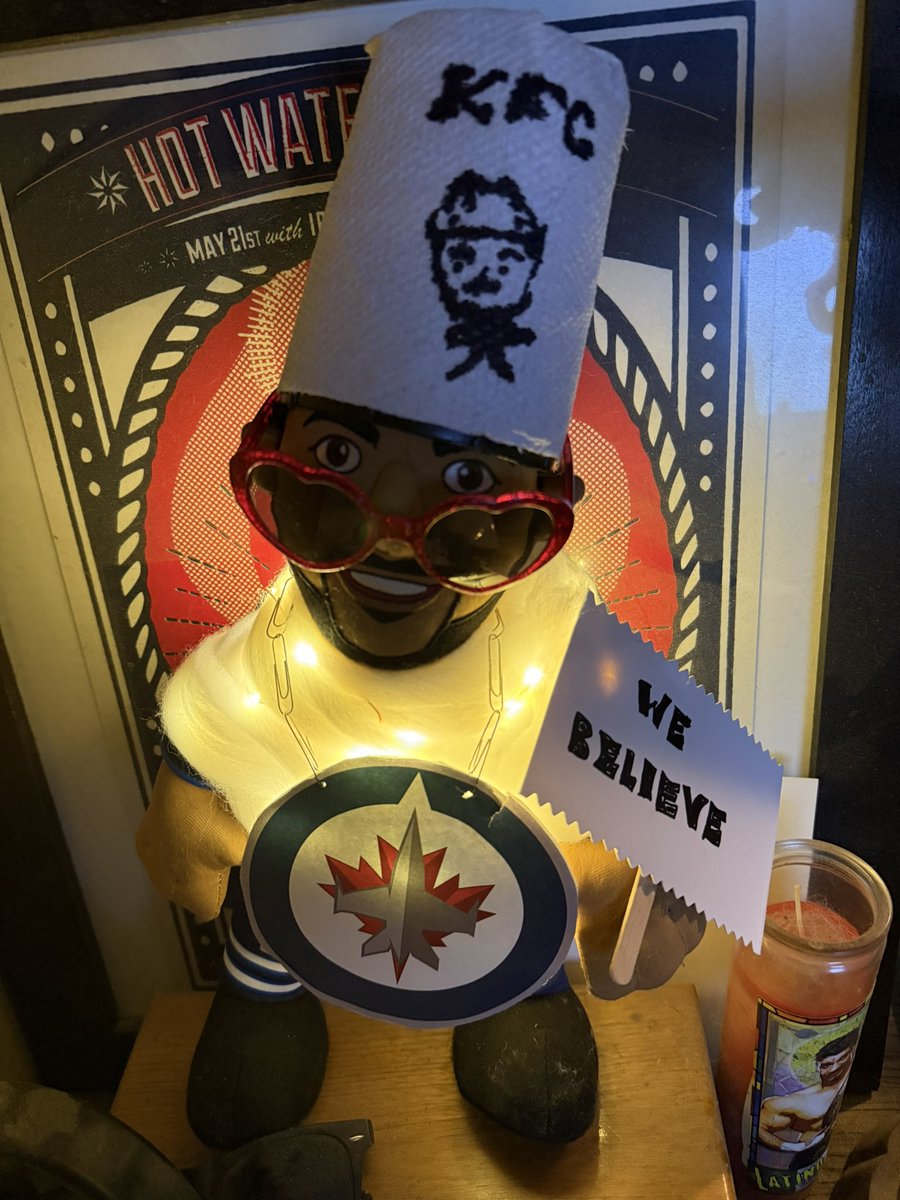 MsBehavior's tweet photo. JETS WIN! JETS WIN!
#BuffDoesStuff knew it. #GoJetsGo https://t.co/s4zmgwhedr