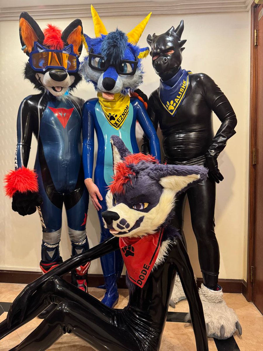 One of these is not like the other. I wonder what happened 🙃