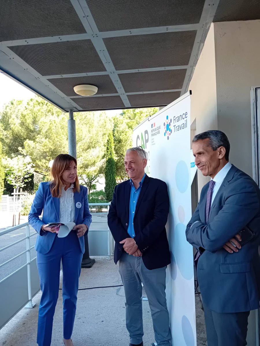 #FestivalUniques : à <a href="/FranceTravail/">France Travail</a> Montpellier, le Procureur de la Républiques d'Alès, Abdelkrim Grini, est venu partager son parcours professionnel et ses expériences avec les visiteurs, en présence    <a href="/LaurentPAUL_Occ/">laurent paul</a>, Directeur #FranceTravail Hérault.