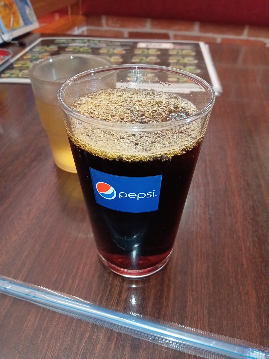 0907evil's tweet photo. クールダウン☕
夕方から雨の予報だったのに降らないな…
帰ってシャワー浴びて仕事行くかぁ(+_+)
#vision110 #バス釣り #アイスコーヒー https://t.co/3ejC2nVZDL