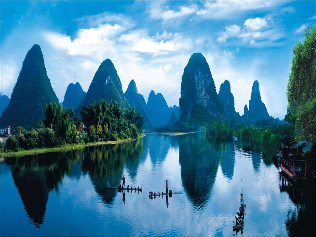 travological's tweet photo. Misty karst mountains, bamboo rafts &amp; ancient rivers. 🛶⛰️
Explore Guilin, China in our latest 501 Must Visit Destinations post.
This isn’t just a place—it’s poetry in motion.
Read here → https://t.co/TY8Pyrct7K

#TravelAsia #Guilin #LiRiver #501Destinations https://t.co/wlUjL21aDv
