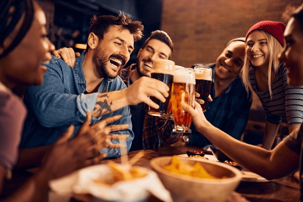Hercule20533464's tweet photo. Proverbs 31:6-7:

Alcohol is for the dying, and wine for those in bitter distress. Let them drink to forget their poverty and remember their troubles no more. https://t.co/prVfGf58kM