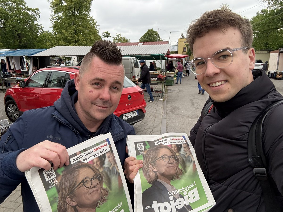 p_czerniejewski's tweet image. Ostatnie biejatowanie w tej kampanii 🔥 Pozdro z konińskiego bazarku jak zawsze 😇