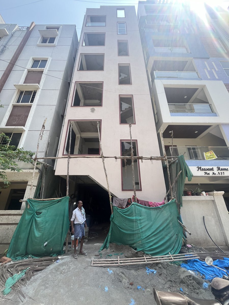 bajin4201's tweet photo. @CommissionrGHMC weareneiboursofsurveyno-78,ploton-838/a,gokulplots,nearkphb9thphasethecontractorMrDasconstructedin100s.yardsplotsuchabigsixfloorsbuildingwithsmallareaoflandwithoutanyquality,permissionsweareverysuchworryweareunabletosleepwheneverthatbuildingwillcollaps https://t.co/54yJqikdew