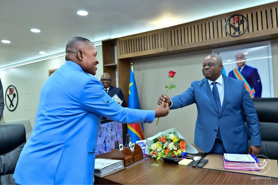 fiston Oleko (@fiston_kayomba) on Twitter photo Récemment nommé par ordonnance présidentielle, le nouvel Inspecteur Général, Chef de service de l'Inspection Générale des Finances (IGF), <a href="/christophebita/">Christophe BITASIMWA BAHII</a> Bitasimwa, a officiellement pris ses fonctions, ce jeudi 15 mai 2025, au terme d'une sobre cérémonie de remise reprise qui Récemment nommé par ordonnance présidentielle, le nouvel Inspecteur Général, Chef de service de l'Inspection Générale des Finances (IGF), <a href="/christophebita/">Christophe BITASIMWA BAHII</a> Bitasimwa, a officiellement pris ses fonctions, ce jeudi 15 mai 2025, au terme d'une sobre cérémonie de remise reprise qui