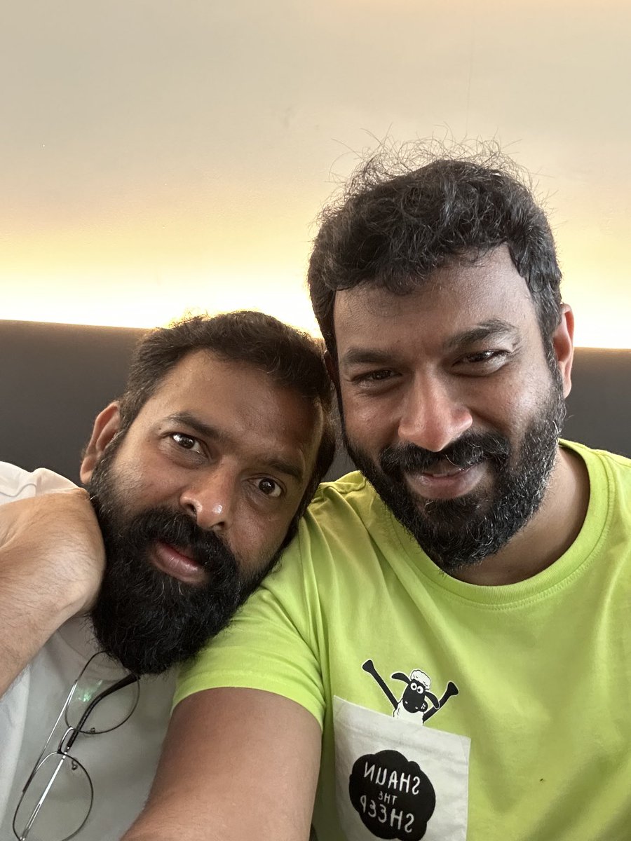 Vivek (@lyricist_vivek) on Twitter photo I was too busy to wish you yesterday. Cos i was partying with you 😂 Wishing you only love and looooooooooooods of happiness naaaaa. You are our greatest gift. Lub youuuuuuuuuuuuuuuu😍😘😘 <a href="/Music_Santhosh/">Santhosh Narayanan</a> I was too busy to wish you yesterday. Cos i was partying with you 😂 Wishing you only love and looooooooooooods of happiness naaaaa. You are our greatest gift. Lub youuuuuuuuuuuuuuuu😍😘😘 <a href="/Music_Santhosh/">Santhosh Narayanan</a>