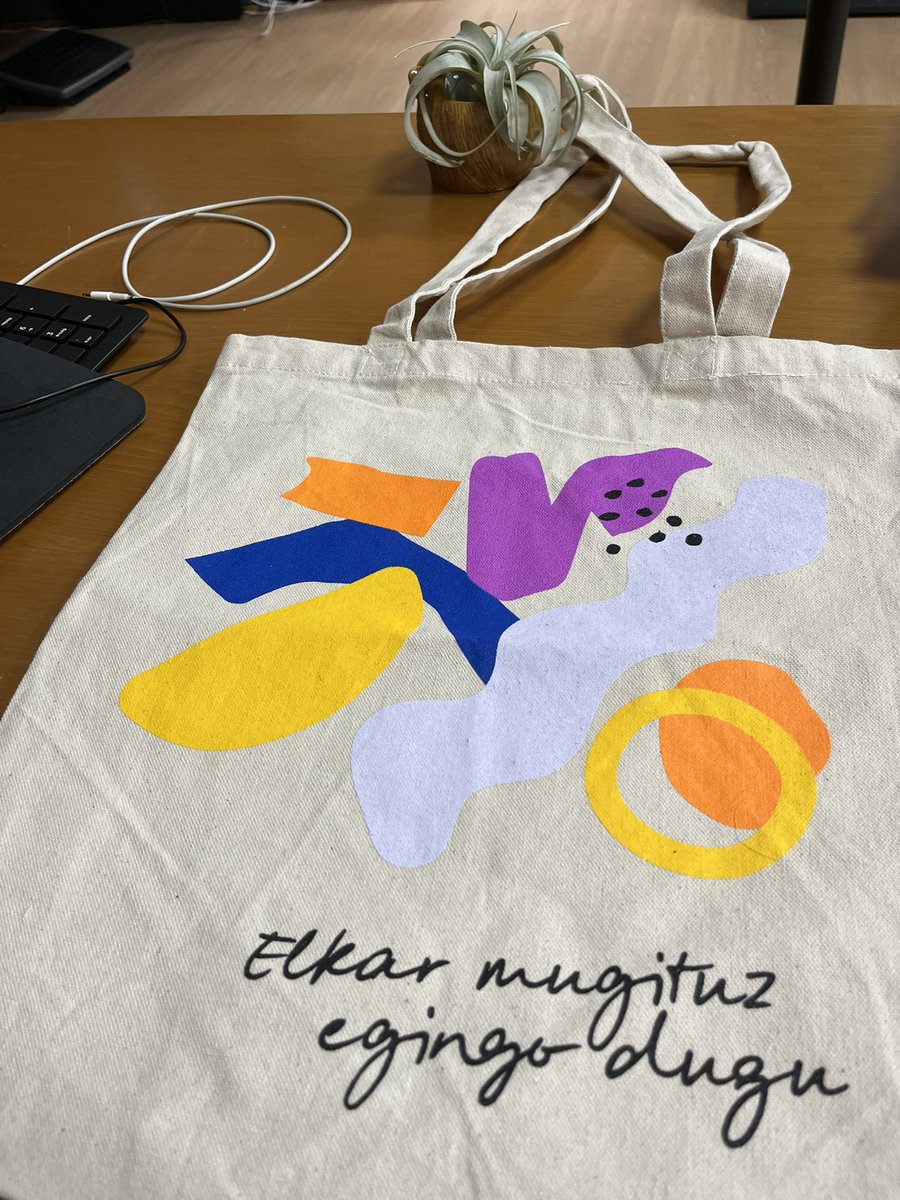 .<a href="/euskaraldia/">EUSKARALDIA</a> ren ordua da #motxila edo poltsarekin. Elkar mugituz egingo dugu!
#sasitxiotx 
#asteanbehin