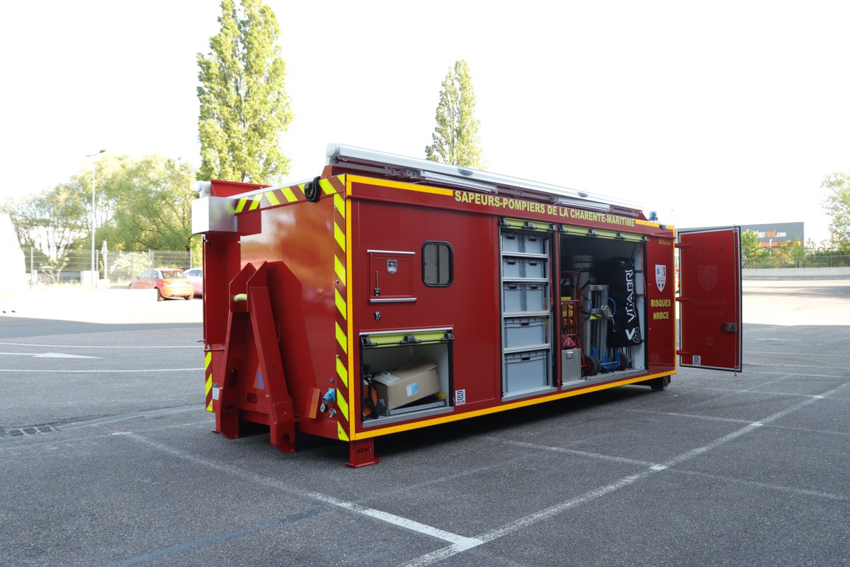 BehmSas's tweet photo. Cellule mobile d'intervention face aux Risques NRBCE.

Nous remercions @sdis17 pour leur confiance.

Berce amovible sélectionnée par @ugap  Incendie &amp; Secours

#sdis17 #pompiers #nrbce #secours #intervention https://t.co/w2c27DCNLH