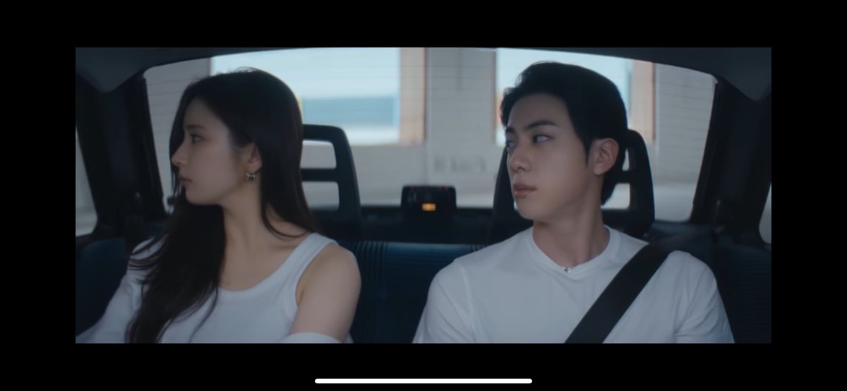 aadjengrandn's tweet photo. Hanya Mz Jin yang bisa bikin aku kembali ke sini. Alias. Heeyy Kim Seok Jin, lu ganteng bangeettttt😭😭😭😭
Nanti malam ku dengerin albumnyaa, Yaa. Duhh udah lama banget gak ngerasain perasaan ini. 😂😂😂😂 https://t.co/OSa9SI884T