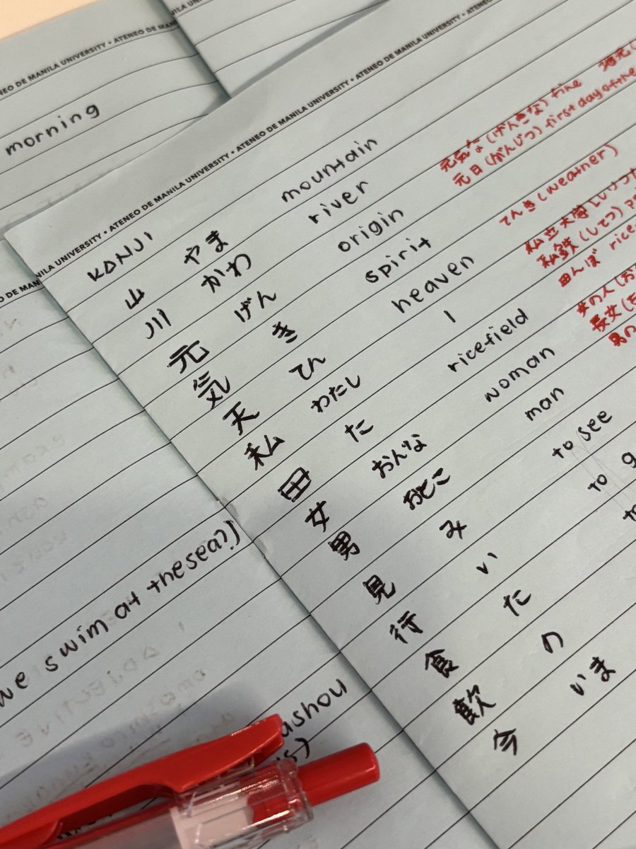 Mayoo_Ari's tweet image. Here’s how my finals is doing me — #studytwt #studyph