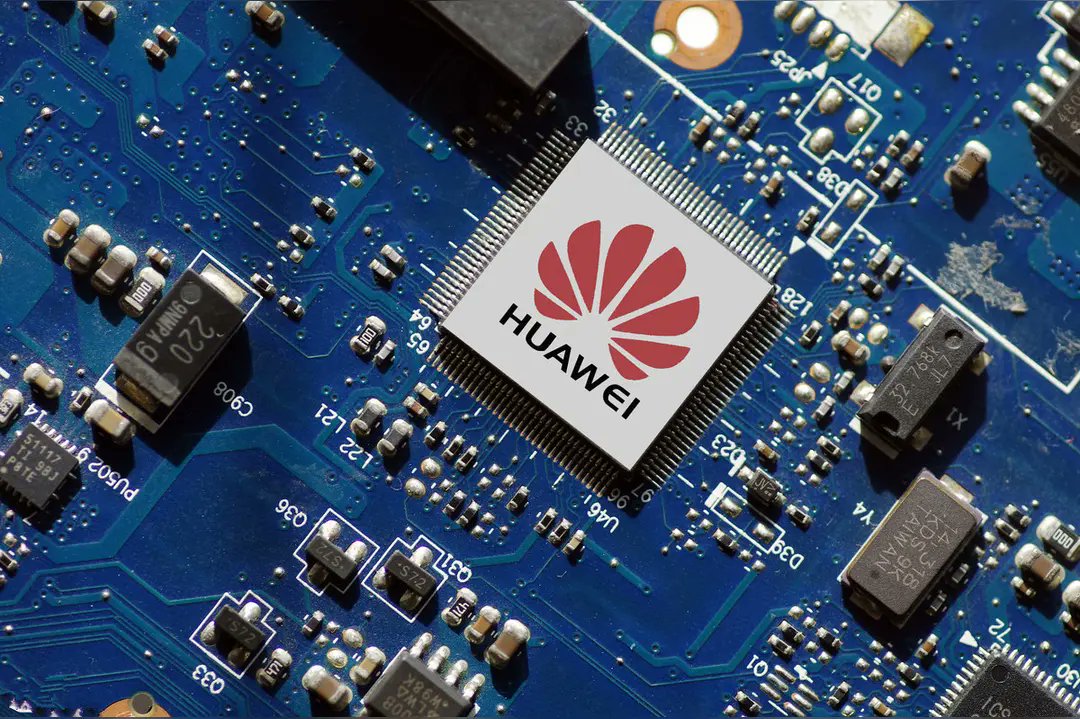 ChineseVoicesX's tweet image. Blocking Huawei’s AI chips under the guise of "security" feels more like stifling competition than protecting it. If the U.S. truly leads in tech, why fear fair rivalry? Innovation thrives when ideas flow freely—not behind walls of restriction. #OpenTech #Innovation