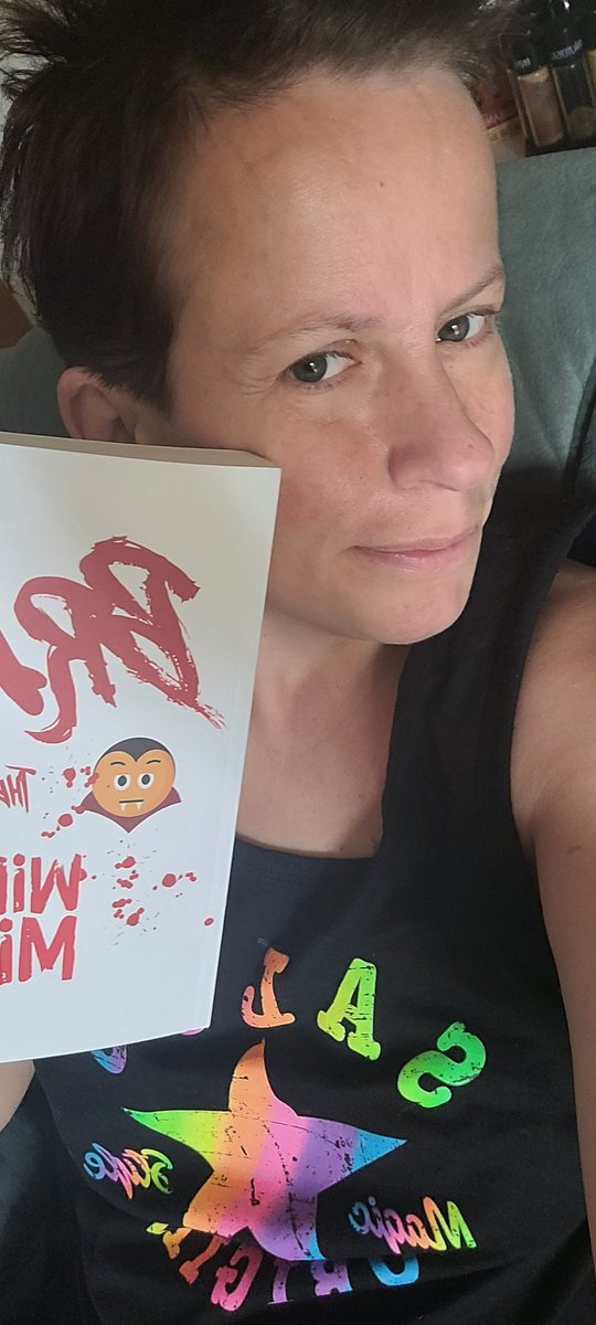 A savage satire of fame, undeath, and the highly stupid, deeply occult machinery of modern politics and social media mind melting.

mybook.to/Bradtheinfluen…
                                  
#DebutNovel #DarkHumorBooks #VampireBooks #WeirdReads #WarriorNun #the100