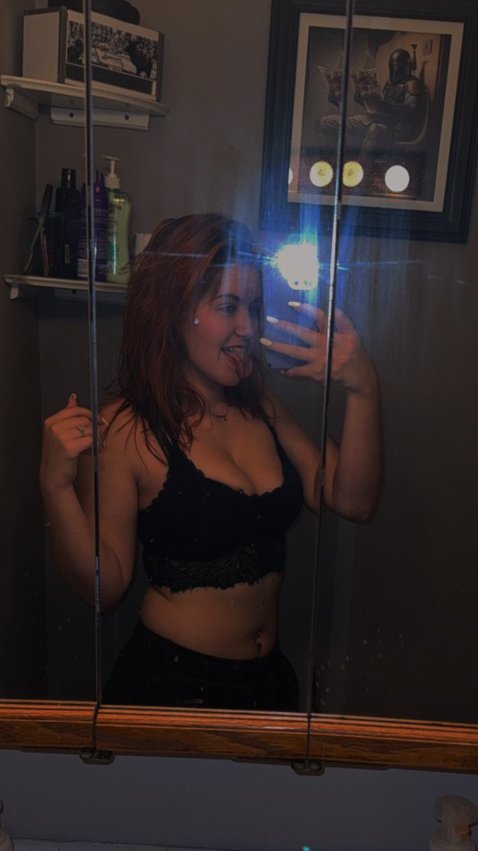 It’s Friday few days to my birthday 🎂 wish me 😍❤️