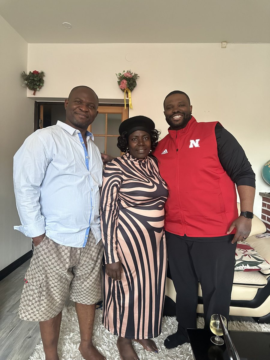 Brandon Collier (@bcollierppi) on Twitter photo Big respect to yall again <a href="/CoachBradden/">Terry Bradden Jr</a> for making the trip to Sweden 🇸🇪 <a href="/CoachMattRhule/">Matt Rhule</a> <a href="/CoachEJbarthel/">EJ Barthel</a> that’s love!!! The family called me again this morning in tears because of the effort ❤️ Big respect to yall again <a href="/CoachBradden/">Terry Bradden Jr</a> for making the trip to Sweden 🇸🇪 <a href="/CoachMattRhule/">Matt Rhule</a> <a href="/CoachEJbarthel/">EJ Barthel</a> that’s love!!! The family called me again this morning in tears because of the effort ❤️