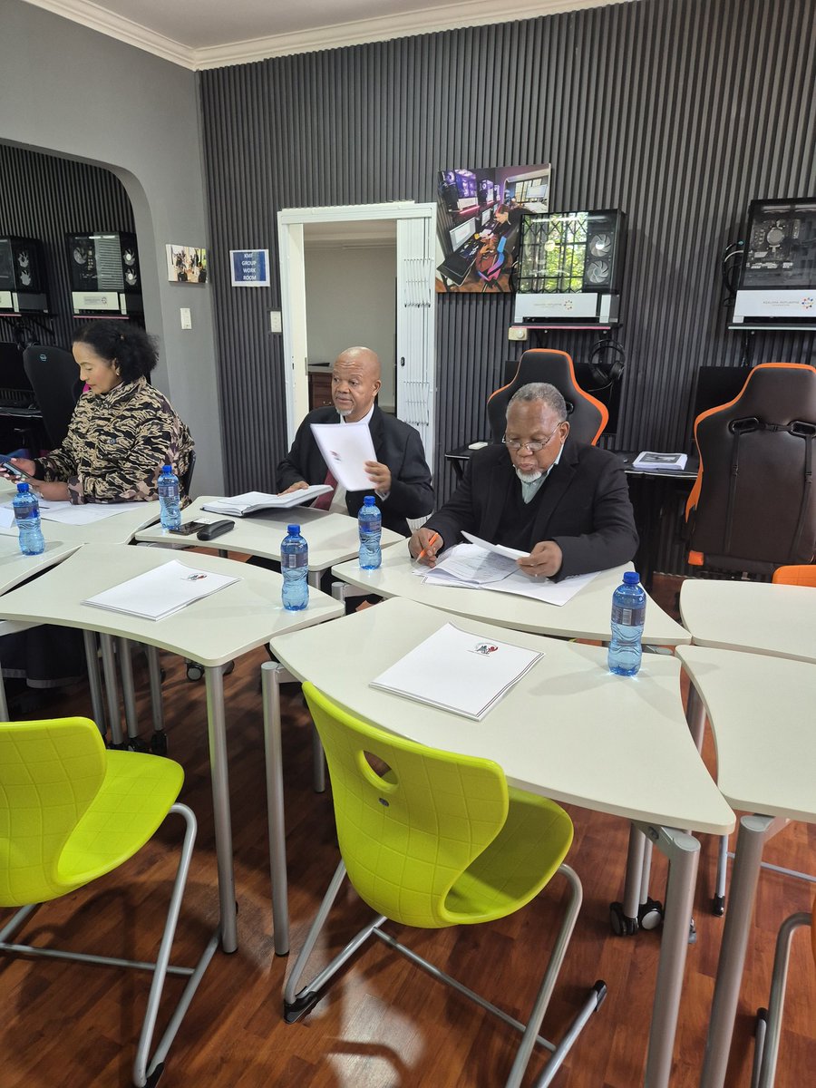 Meeting between the PSC and the Kgalema Motlanthe Foundation in Houghton to explore areas of collaboration - 16 May 2025.