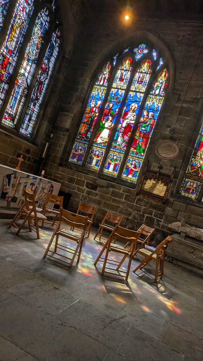 Who wouldn’t want to work somewhere as beautiful as this? ☀️🤩 We’re hiring a Front of House Assistant to help create a warm welcome for all who visit the Cathedral. Find out more and apply: newcastlecathedral.org.uk/vacancies. Photos by our Head Verger, Paul. 📸