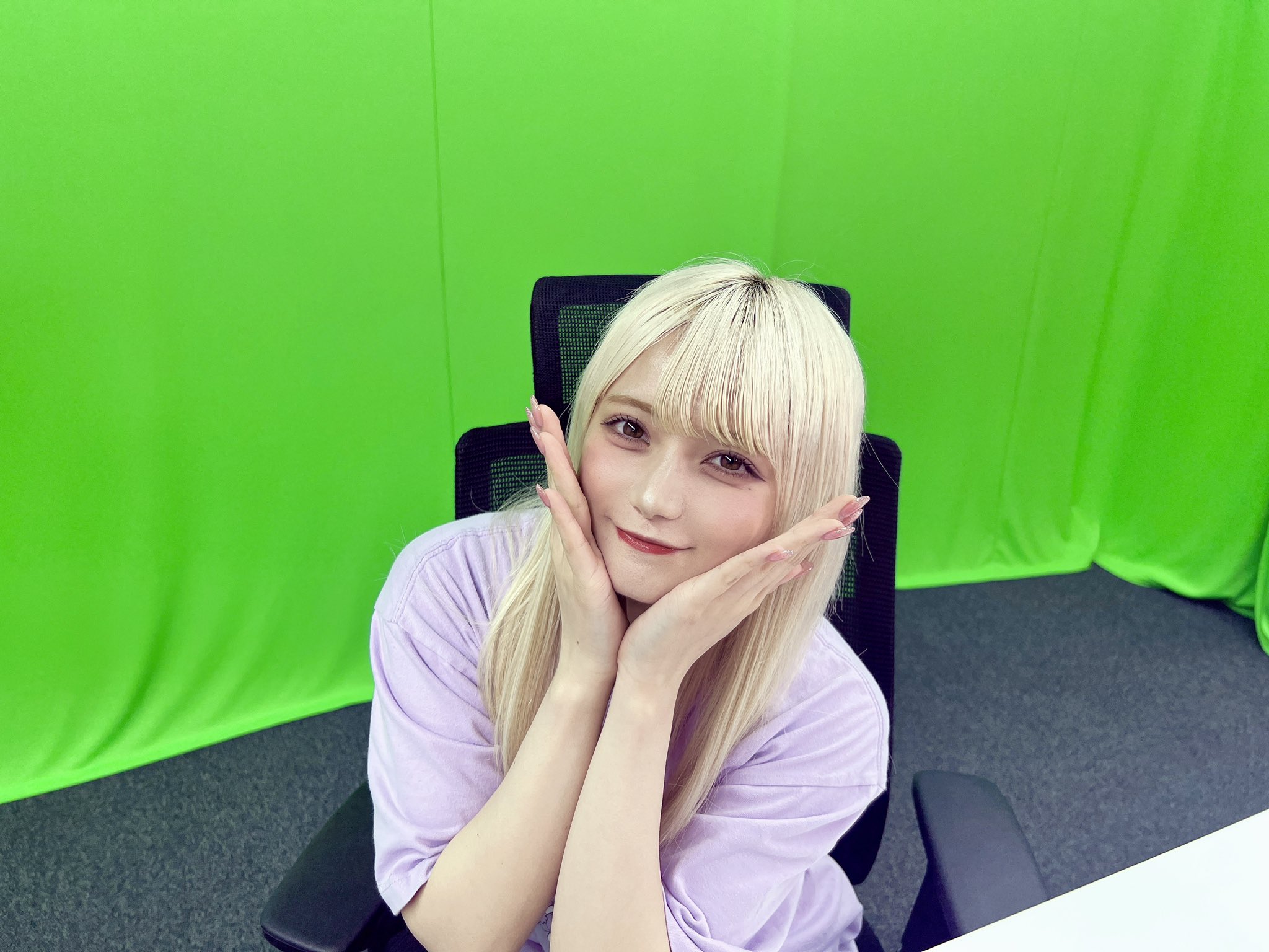蒼樹うめ　微熱空間　中ノ瀬亜麻音　大型キャンバスボード 夢限大みゅーたいぷ 3rd Single 「真夜中遊園地」｜ブシロード