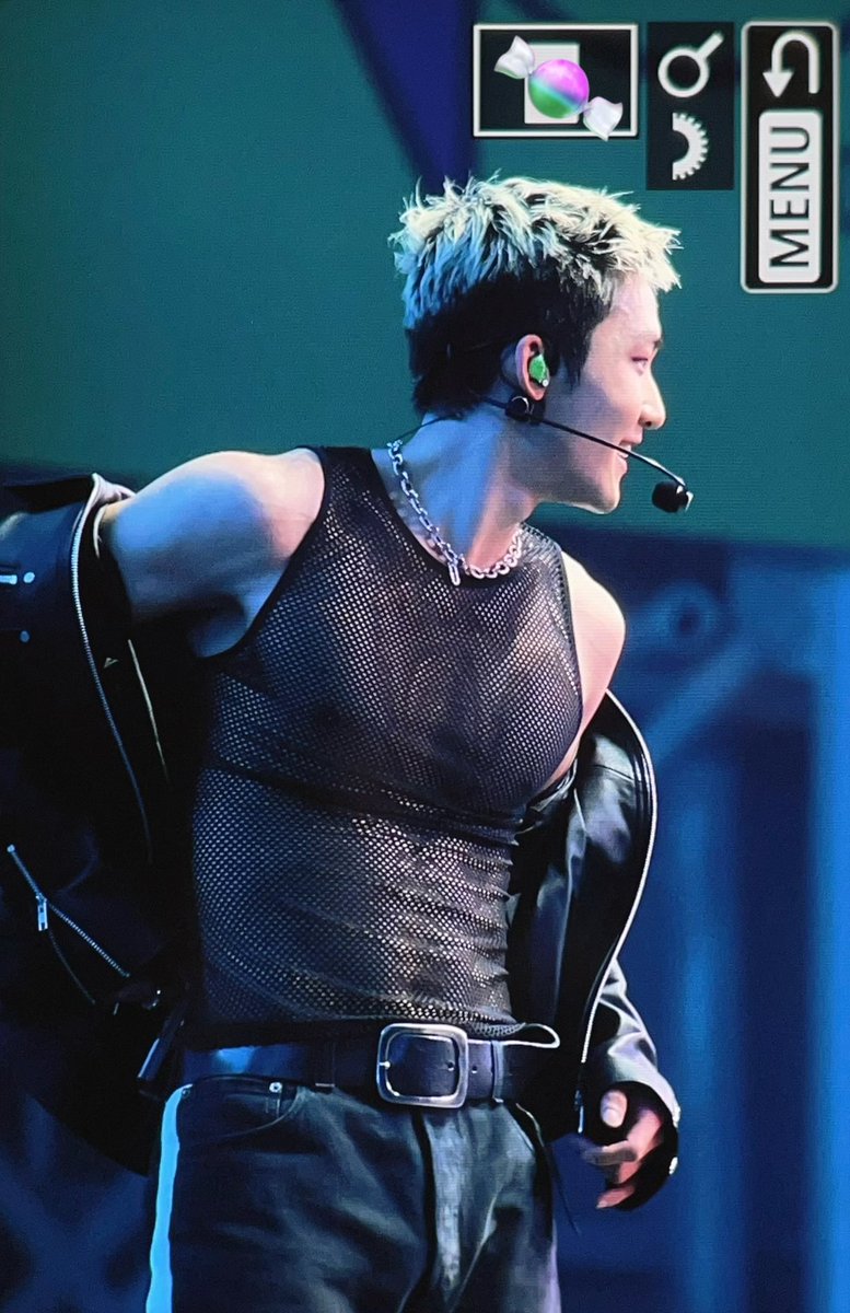 250516 이세계페스티벌 #케빈🩶 

헉…

#KEVIN #더보이즈 #THEBOYZ