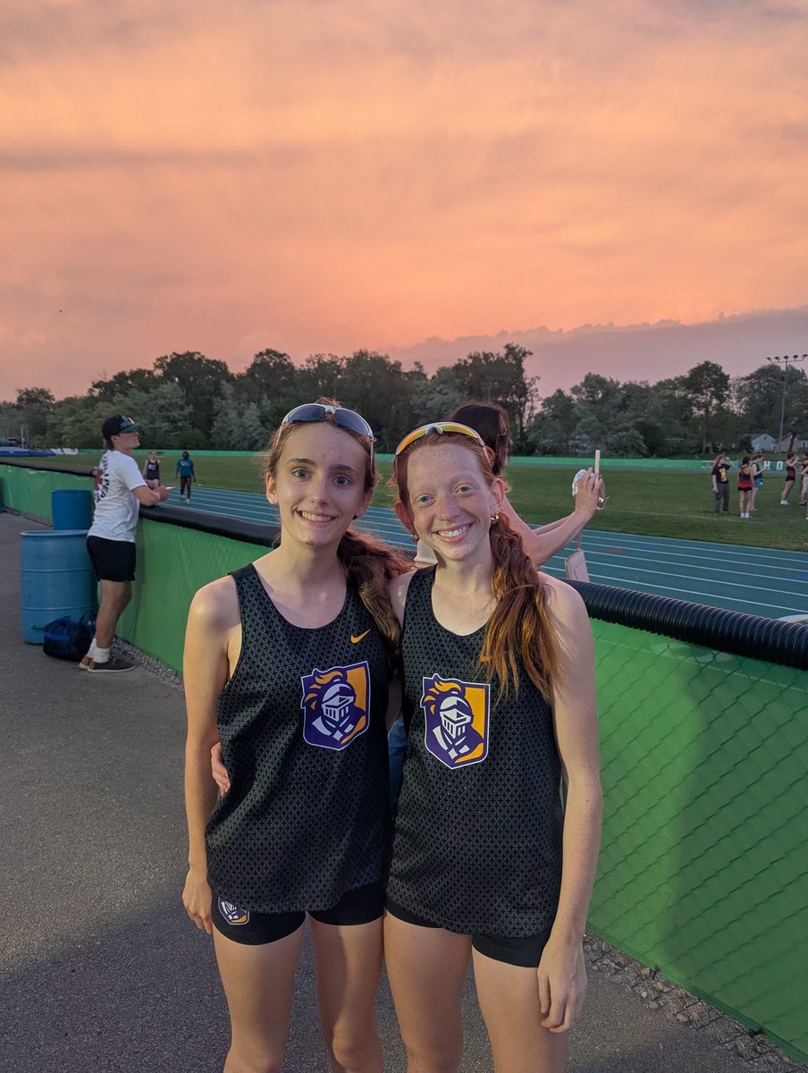 CCHS_Speed's tweet photo. State qualifiers!
Kihra and Abby advance to State in the 3200!
Joining them are the 4x200 team of Imani, Kai, Anais, and Lauren! https://t.co/8syzqex72l