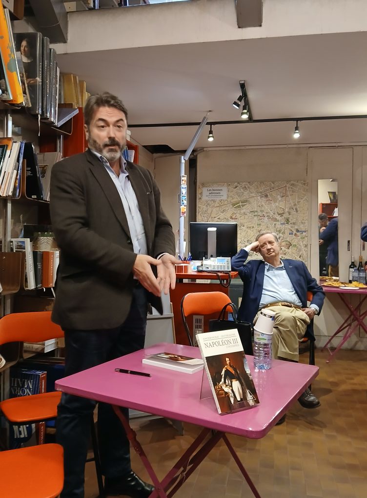 Joachim Murat présentation de son livre "Napoléon III, l'Incompris" (Ed Odile Jacob) Librairie Fontaine Haussmann Paris 15 mai 2025 #napoleonIIIlincompris #joachimmurat #editionsodilejacob #napoleonIII <a href="/JoachimMurat/">Joachim Murat</a> <a href="/OdileJacob/">Éditions Odile Jacob</a>