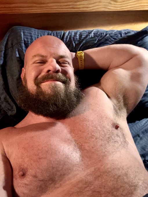 Watch WildCuddler 🔜 Folsom's leaked NSFW photo on TwXstars