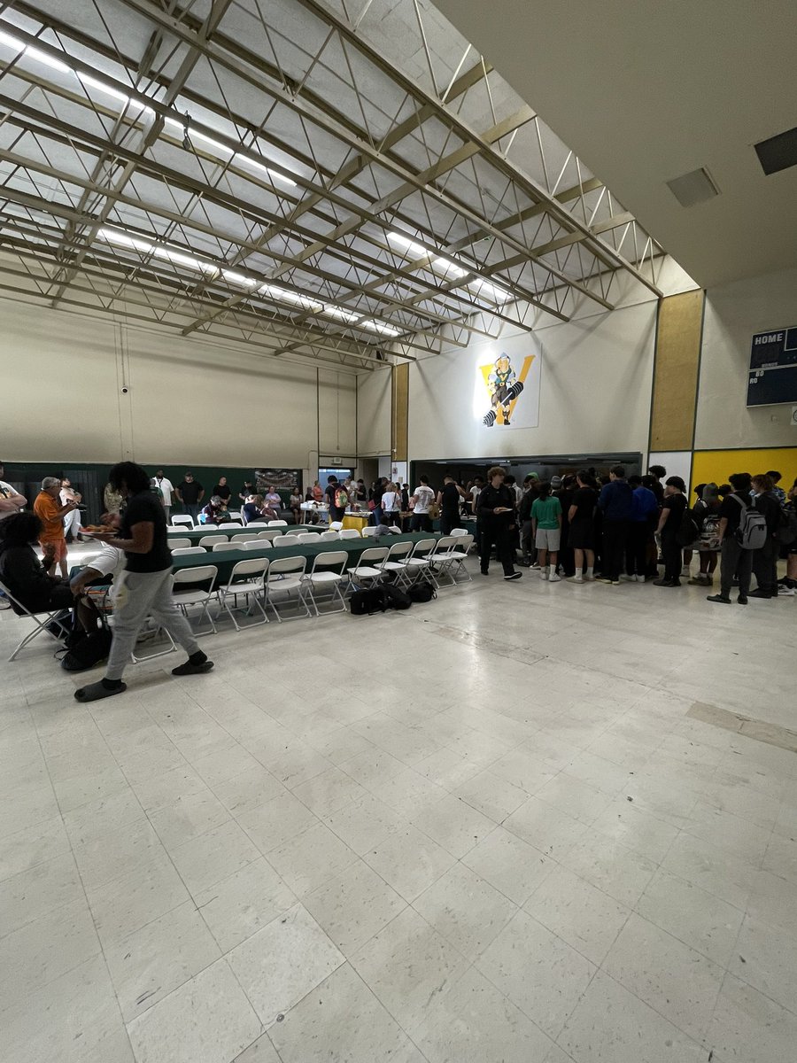 Mike Clark (@mgclark16) on Twitter photo Always great to beak bread with our programs players and their families. Fabulous turnout for the <a href="/VandenFB/">Vanden Football</a> Building Community Spring Family Cookout. Thank you to everyone who gave their time & resources to make it happen!
#vandenbuilt
#punchtheclock Always great to beak bread with our programs players and their families. Fabulous turnout for the <a href="/VandenFB/">Vanden Football</a> Building Community Spring Family Cookout. Thank you to everyone who gave their time & resources to make it happen!
#vandenbuilt
#punchtheclock