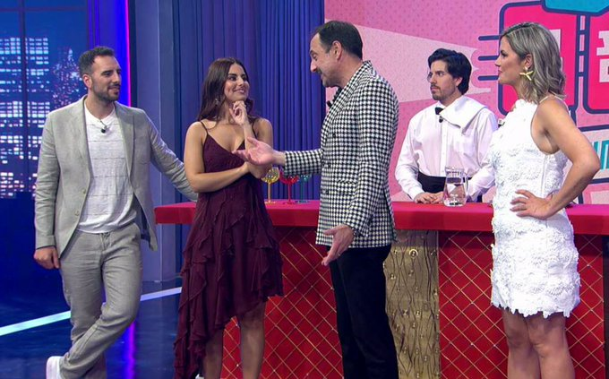 Dos30TV's tweet photo. La nueva entrega de #LRCañotasRey en la noche de @TVGalicia gusta y mucho subiendo a su mejor cuota desde principios de febrero con un 11.5% y 83.000 de audiencia media

🫶 Suma 219.000 espectadores únicos

🗣️ LÍDER ABSOLUTO DE SU FRANJA!

#QueVivaLaTele #Audiencias https://t.co/yqYLAm2nnE