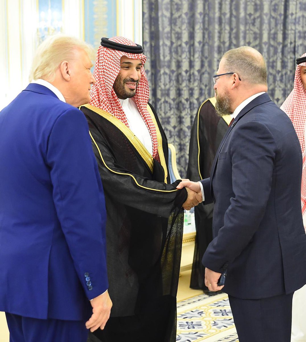 An absolute honor engaging with <a href="/POTUS/">President Donald J. Trump</a> and His Royal Highness Crown Prince Mohammed bin Salman at the Saudi-U.S. Investment Forum. Our partnerships announced this week with Aramco and HUMAIN are testament to <a href="/Qualcomm/">Qualcomm</a>'s dedication to driving innovation in AI, semiconductors,