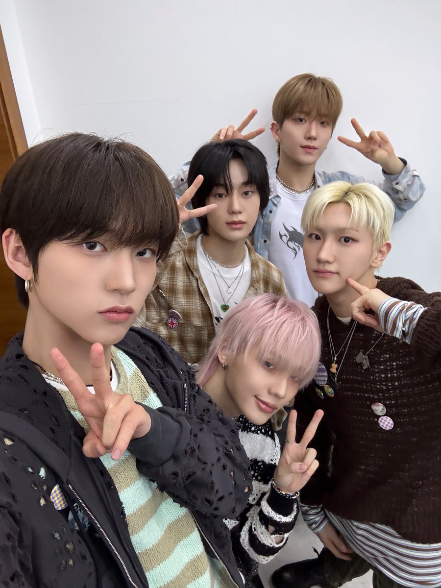 SourceTnx's tweet photo. 📸 || 250511

–– تحديث حساب تياناكس الرسمي عبر اكس

[#TT]
تياناكس اليوم | 250510, 250511
📸 حدث تياناكس في الصين

سعيدون جدًا بلقائكُم جميعًا!
أتمنى أن نلتقي مرة أُخرى قريبًا 💙

#TNX
#아진짜 #ForReal 
#PNATION #피네이션 https://t.co/eKPfbAgSEu