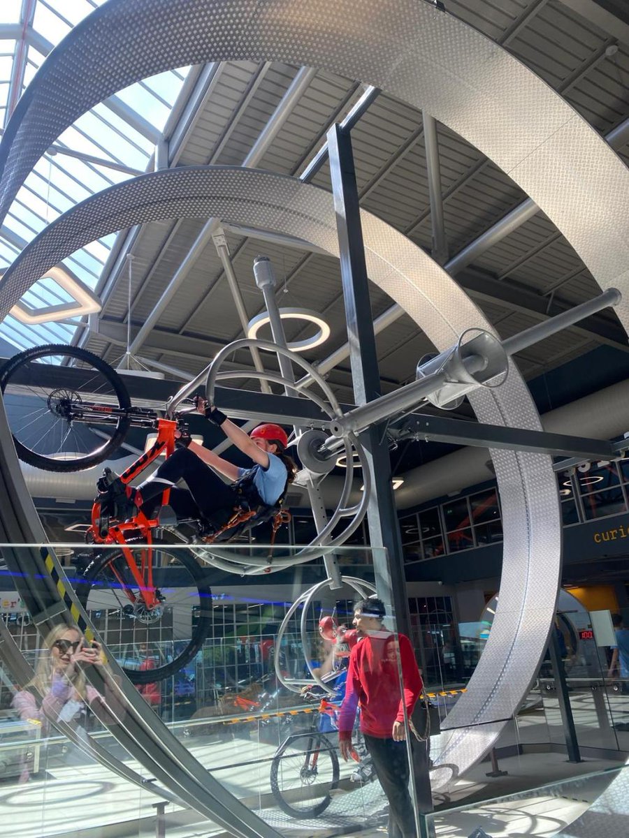 A great day was had by our First Year group today at the science museum Explorium. Our group were busy with lots of science activities including a light show and operating a robotic dog!!