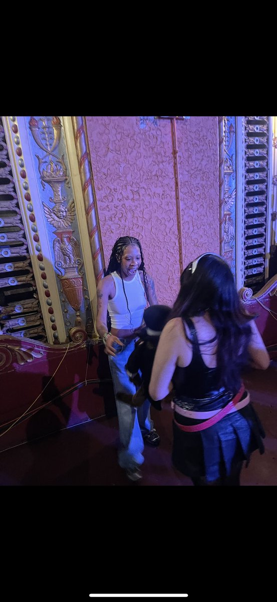 wendyccampos's tweet photo. @Rico_nastyy thank you for dropping this during my finals , now I can scream with style 🖤🖤 so excited for the all girl mosh pit for smoke break 🥰🥰 https://t.co/AIglyc9OqG