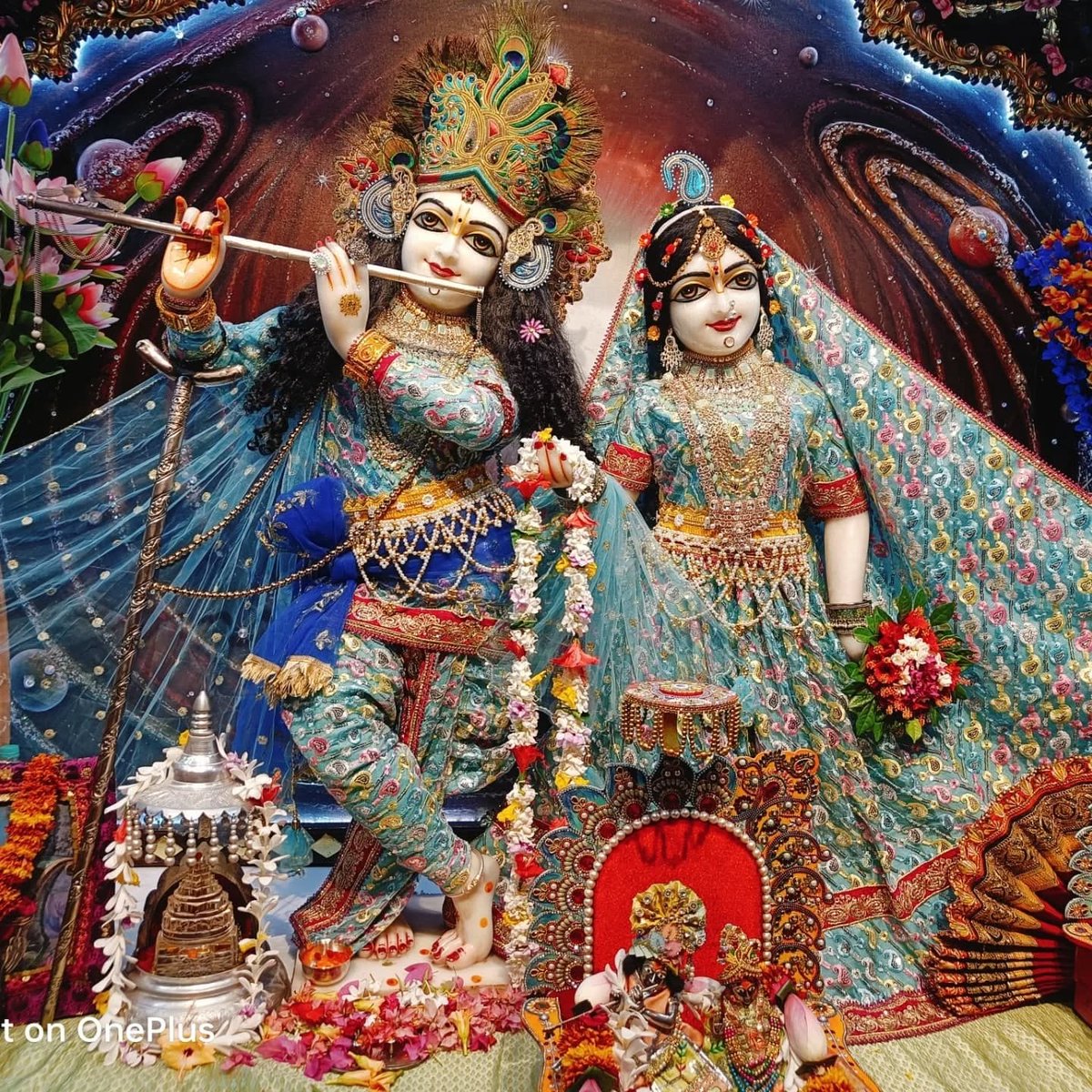 Merabharatms's tweet photo. 16/05/2025 आज ठा. श्री प्रियाकान्त जू भगवान के अलौकिक श्रृंगार दर्शन प्रियाकान्त जू मंदिर वृंदावन (मथुरा ) #प्रियाकांत_जु_मन्दिर_वृन्दावन
#निंबार्क #संप्रदाय
#DnThakurJi #vssct #vsscm #VssctOnline #thakurji #priyakant_ju #vrindavan #Darshan
#PriyakantJuMandirVrindavan https://t.co/nFLwlJvqMw