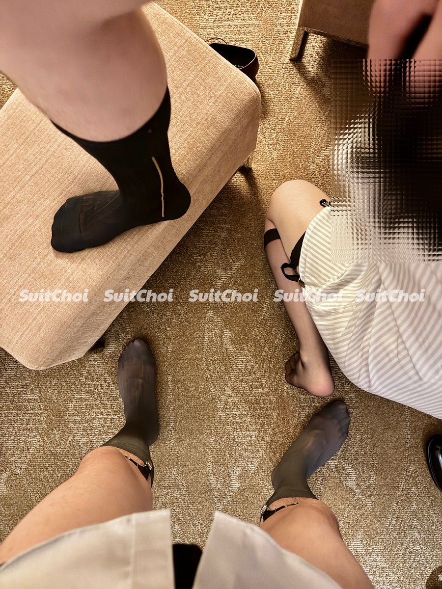 SuitChoi tweet media