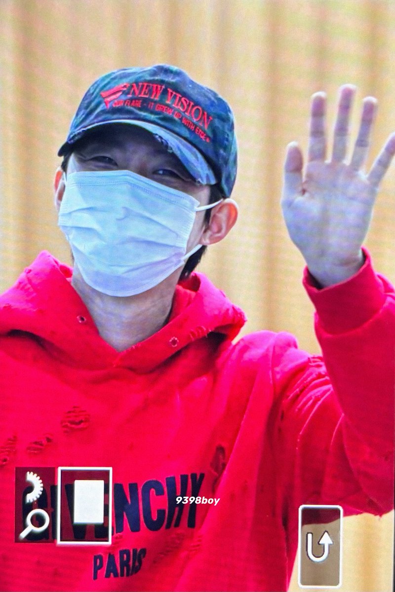 250516 250516 이은지의 가요광장

 출퇴근길 ( ¤̴̶̷̤́ ‧̫̮ ¤̴̶̷̤̀ )

#PENTAGON #펜타곤 #후이 #이회택 #フイ